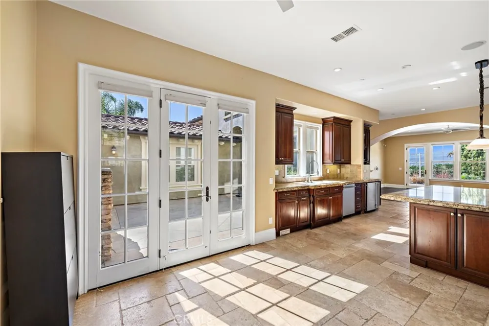 18 Via Cima San Clemente, CA 92672