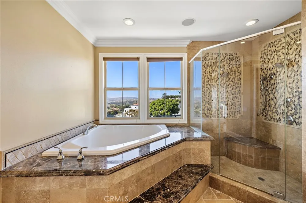 18 Via Cima San Clemente, CA 92672