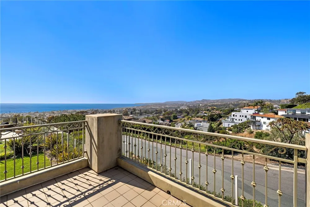 18 Via Cima San Clemente, CA 92672