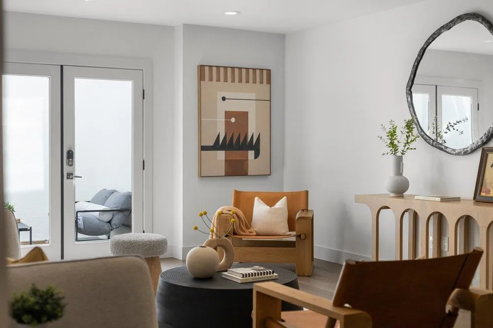 3080 South Court Palo Alto, CA 94306