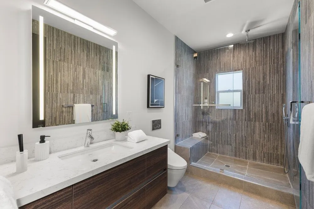 3080 South Court Palo Alto, CA 94306