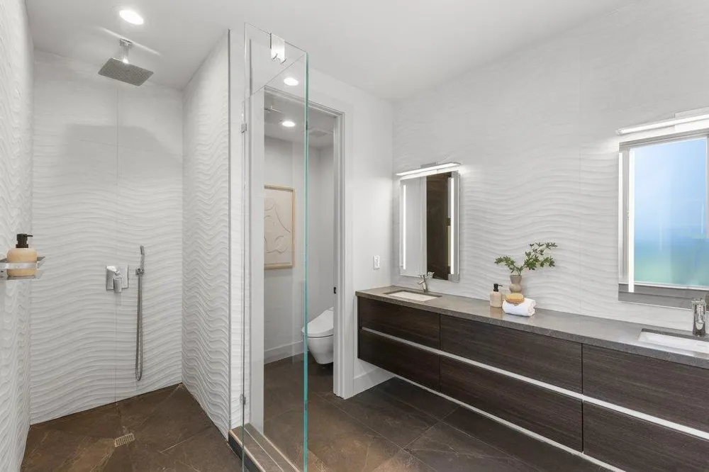 3080 South Court Palo Alto, CA 94306