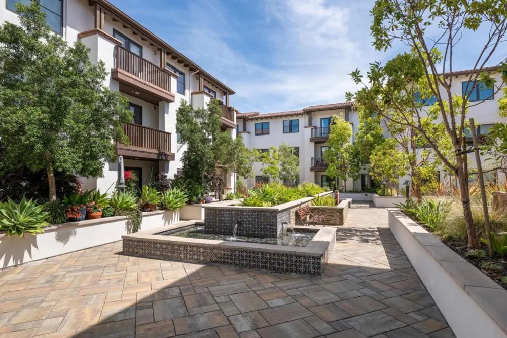657 Walnut Street #326 San Carlos, CA 94070
