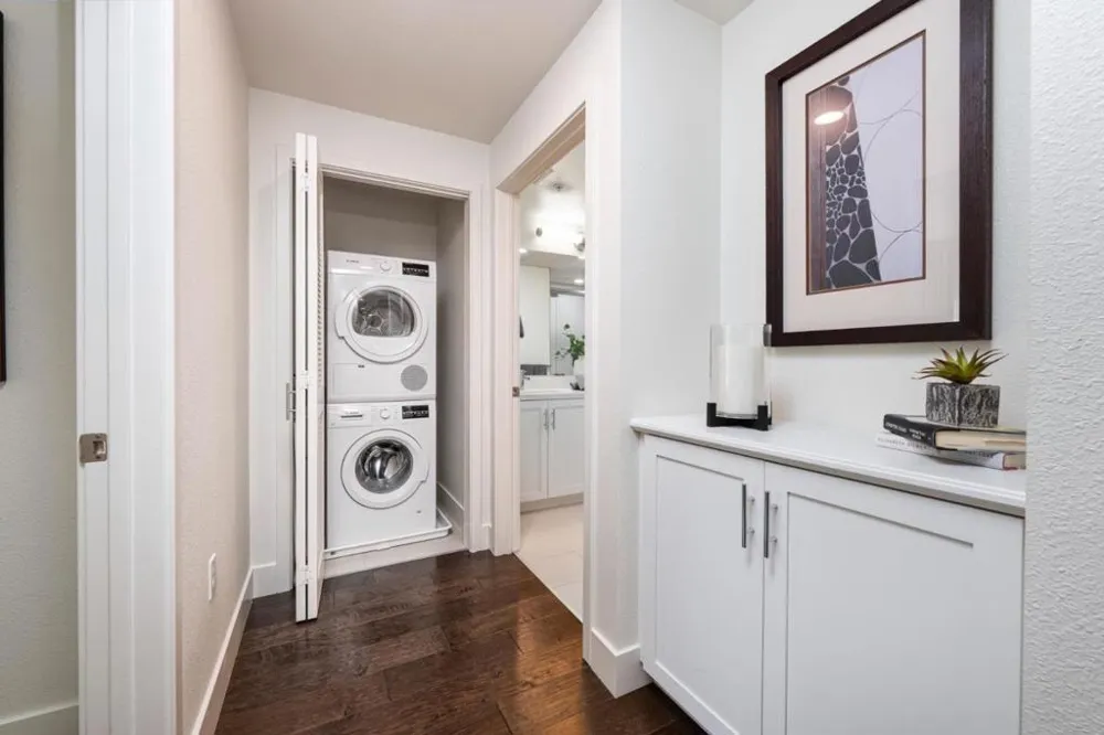 657 Walnut Street #326 San Carlos, CA 94070