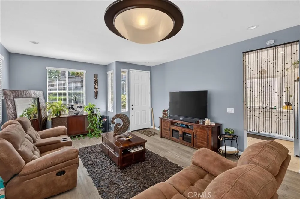 17634 Mulberry Carson, CA 90746