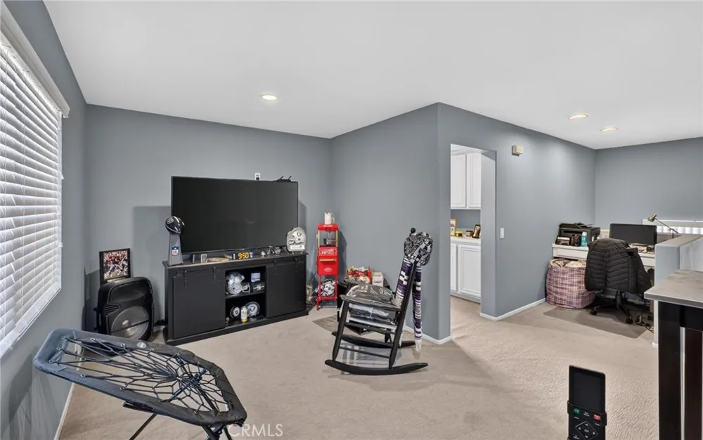 17634 Mulberry Carson, CA 90746