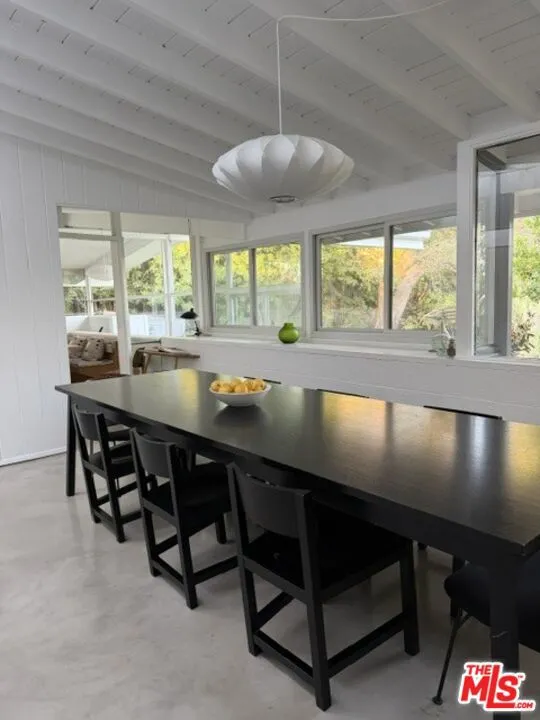 810 Bramble Way Los Angeles, CA 90049