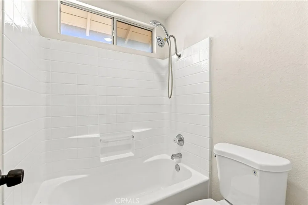 12006 Overland Court Fontana, CA 92337