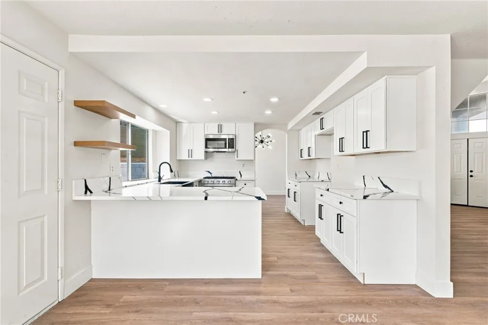 12006 Overland Court Fontana, CA 92337
