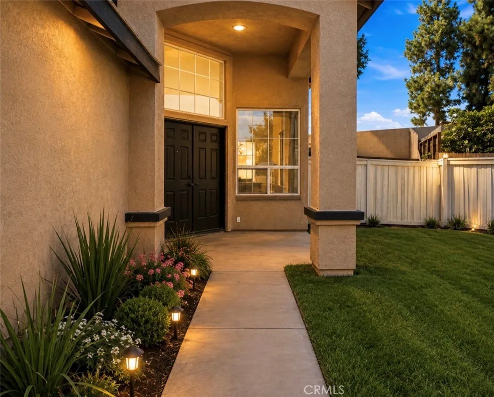 12006 Overland Court Fontana, CA 92337