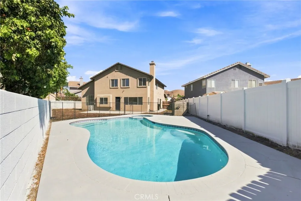 12006 Overland Court Fontana, CA 92337