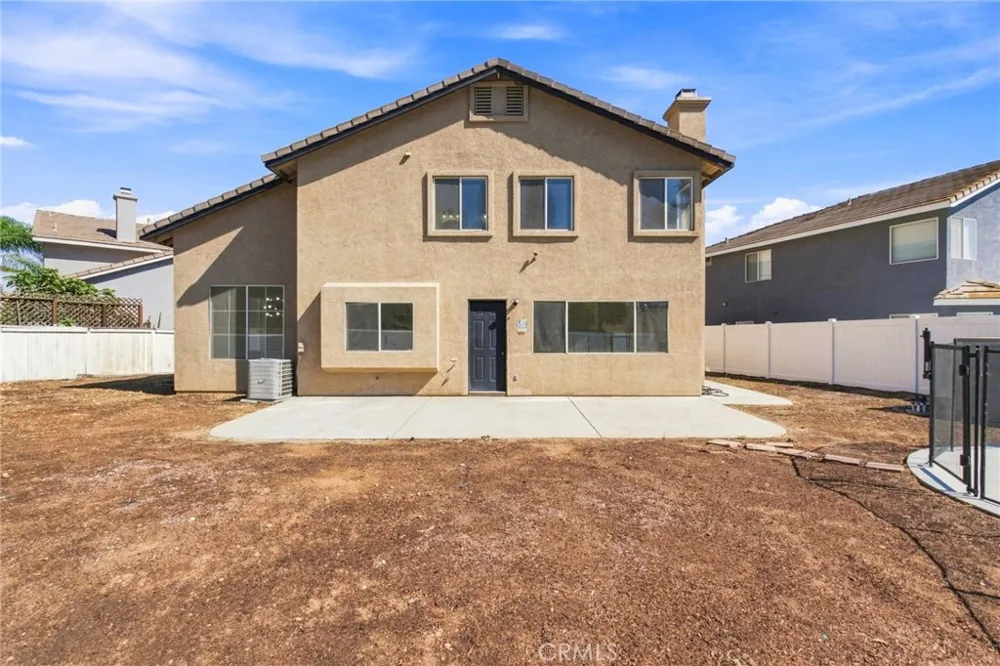 12006 Overland Court Fontana, CA 92337