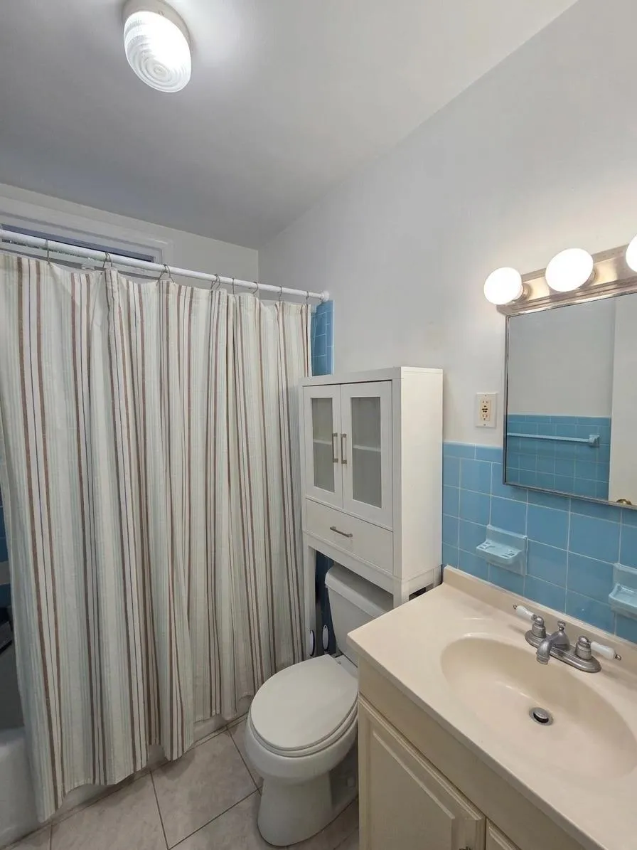 505 HOBOKEN RD Carlstadt, NJ 07072