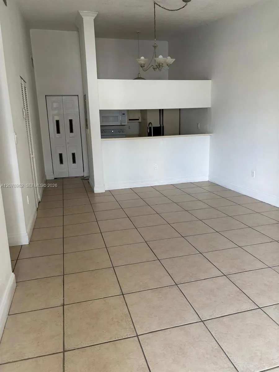 18290 Mediterranean Blvd #7-5 Hialeah, FL 33015