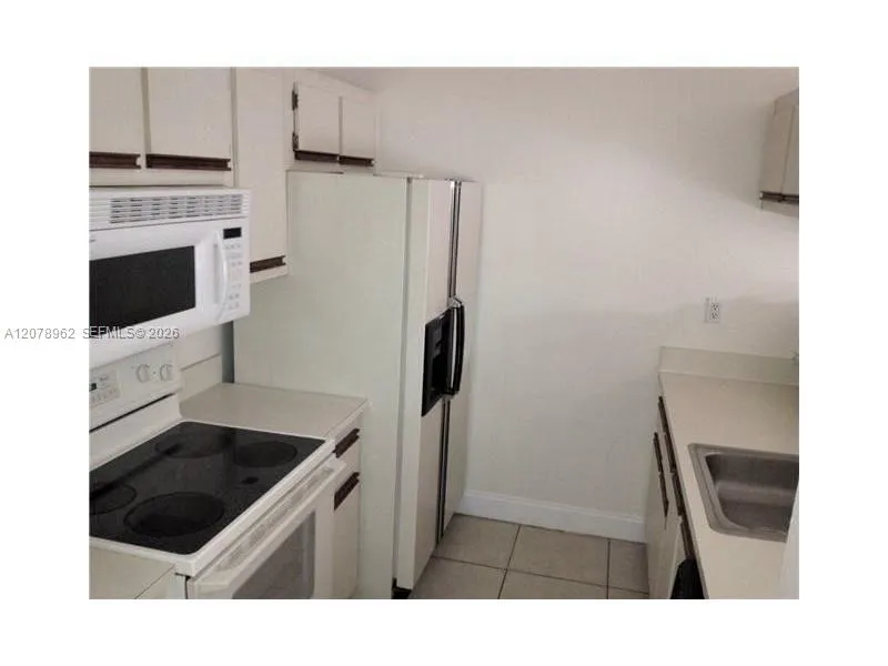18290 Mediterranean Blvd #7-5 Hialeah, FL 33015