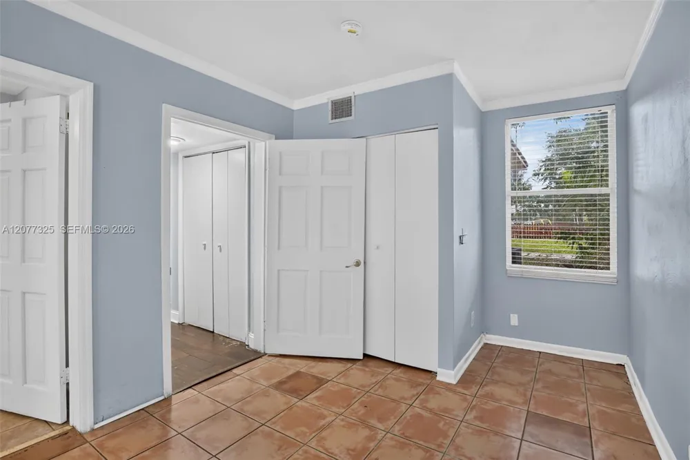 1527 Jackson St Hollywood, FL 33020