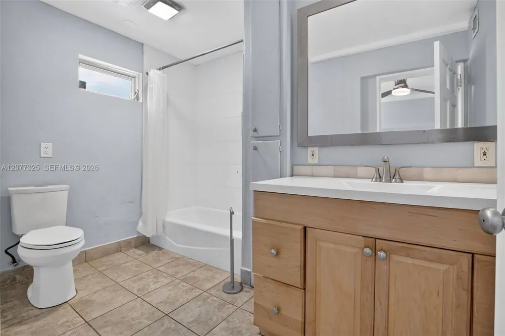 1527 Jackson St Hollywood, FL 33020