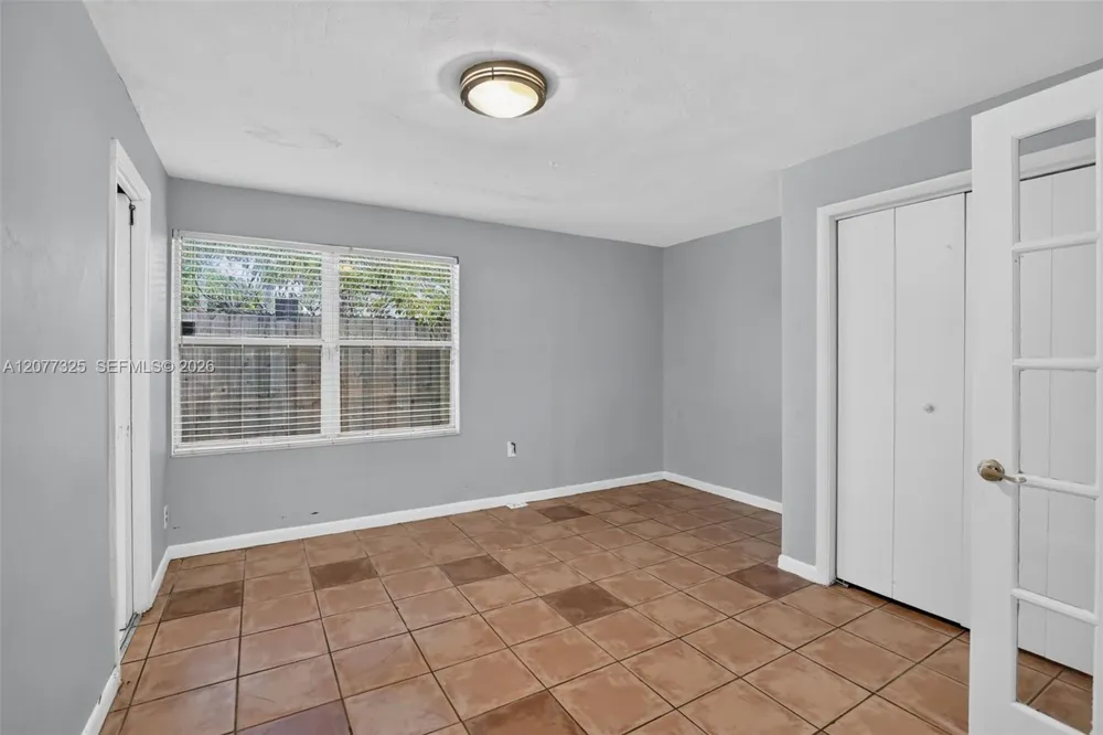 1527 Jackson St Hollywood, FL 33020