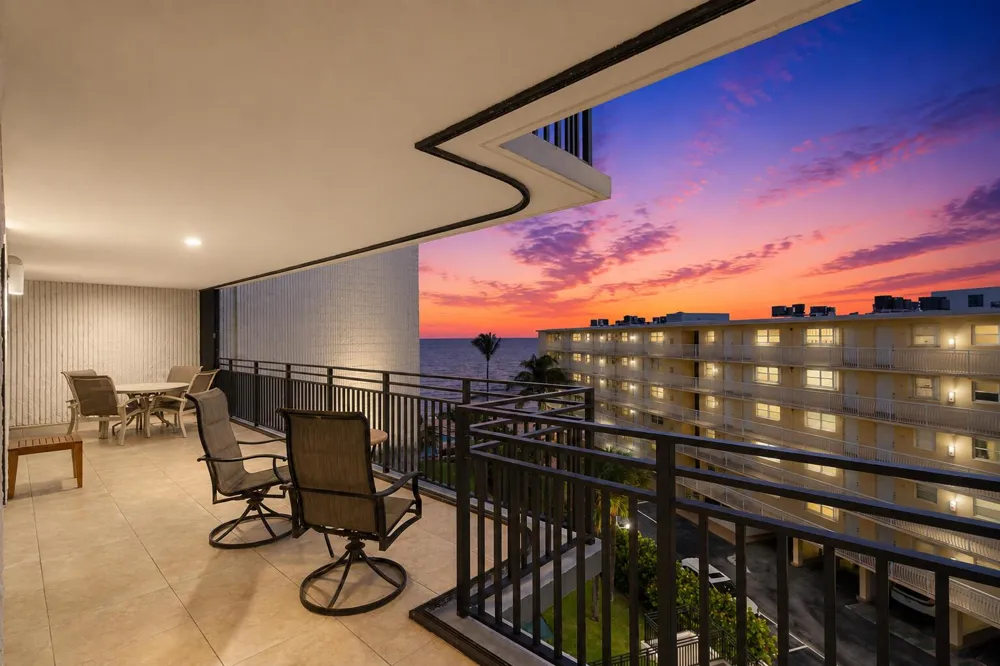 1167 HILLSBORO MILE #509 Hillsboro Beach, FL 33062
