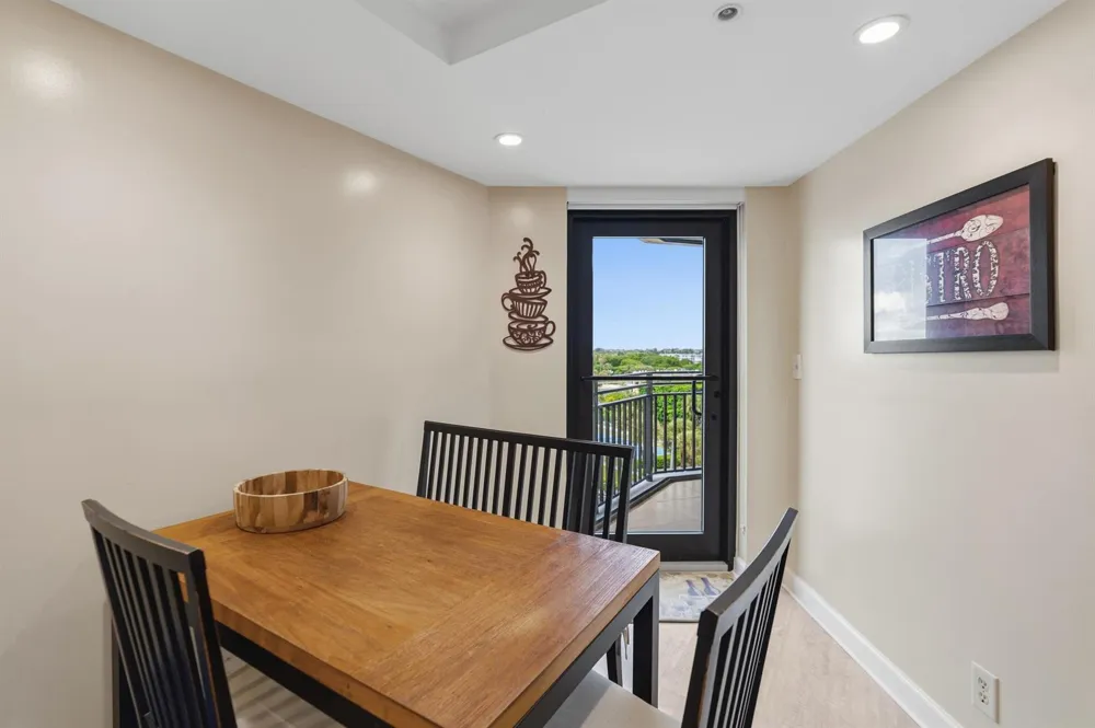 1167 HILLSBORO MILE #509 Hillsboro Beach, FL 33062