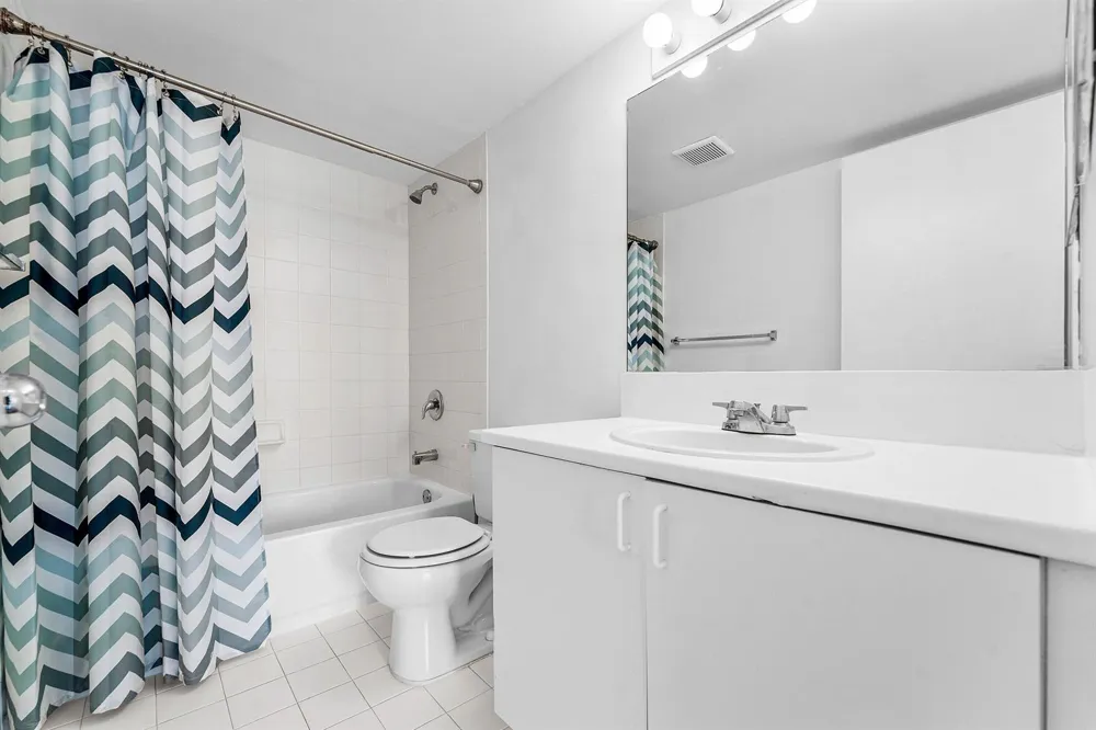 167 Yacht Club Way #205 Hypoluxo, FL 33462