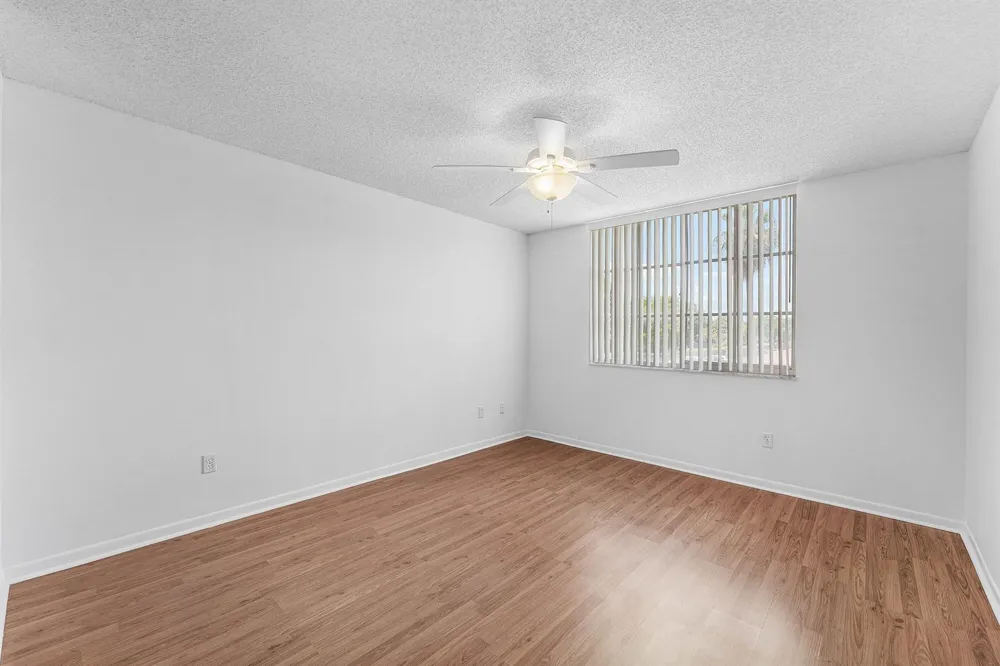 167 Yacht Club Way #205 Hypoluxo, FL 33462