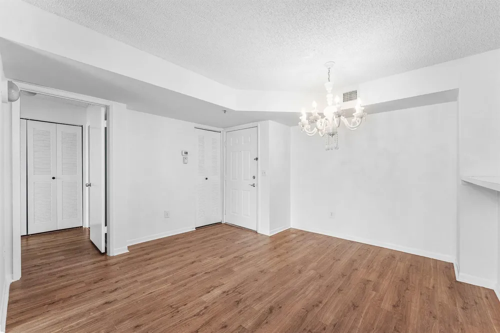 167 Yacht Club Way #205 Hypoluxo, FL 33462