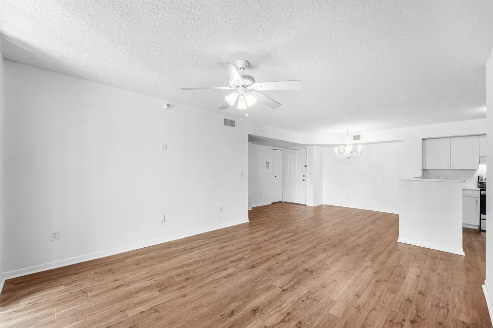 167 Yacht Club Way #205 Hypoluxo, FL 33462