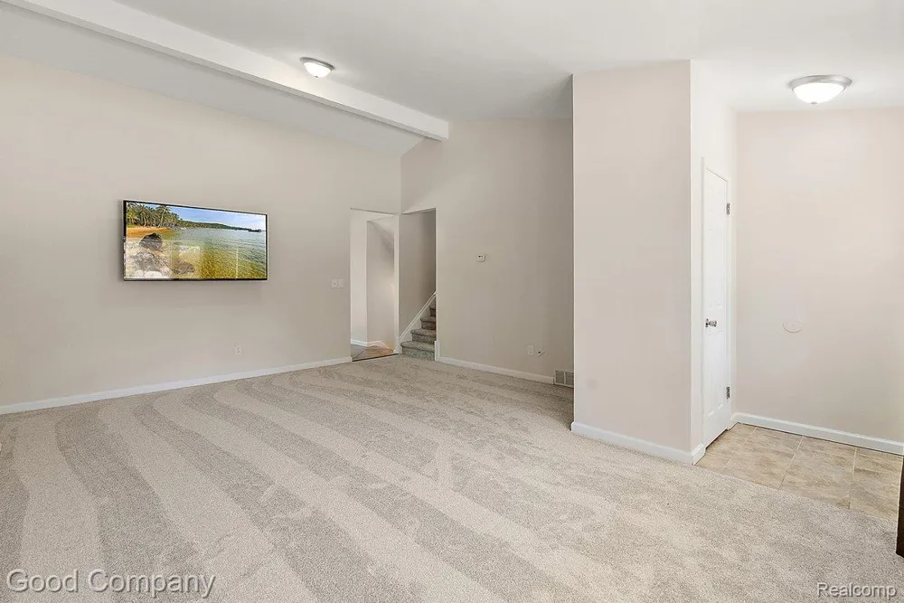 3026 Linwood Court Royal Oak City, MI 48073