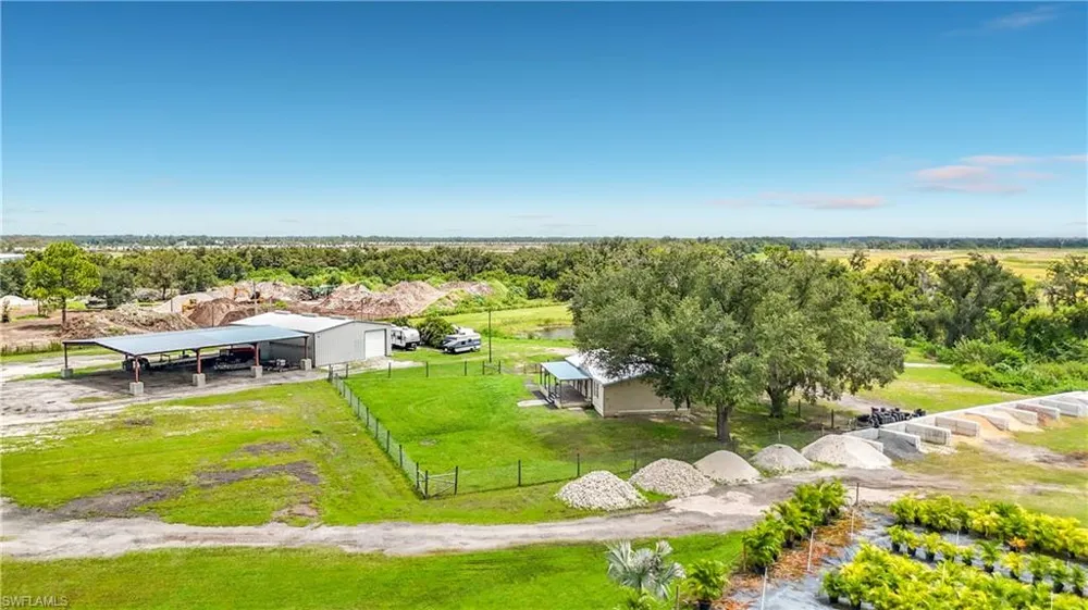 19910 E STATE ROAD 64 Bradenton Beach, FL 34212