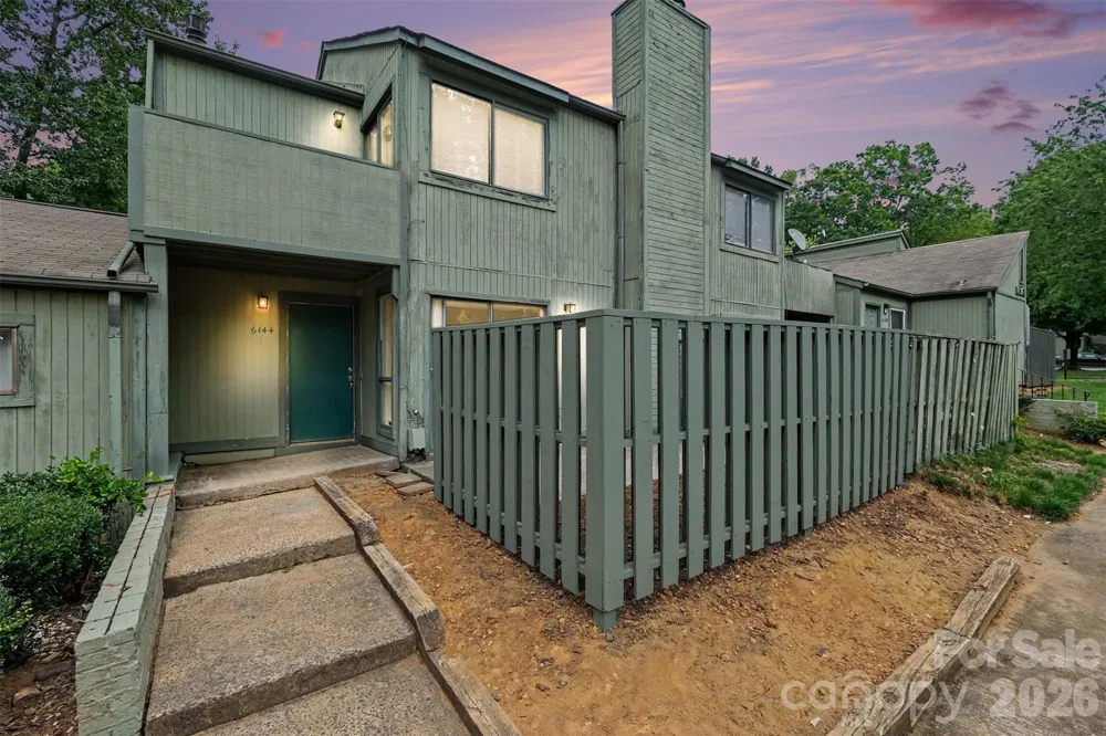 6144 Bent Tree Court Charlotte, NC 28212