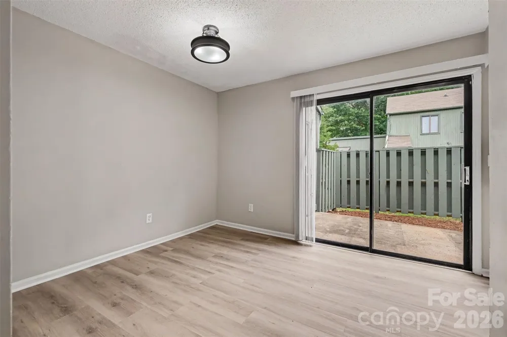 6144 Bent Tree Court Charlotte, NC 28212