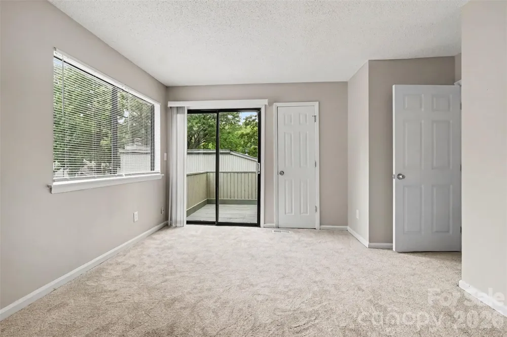 6144 Bent Tree Court Charlotte, NC 28212