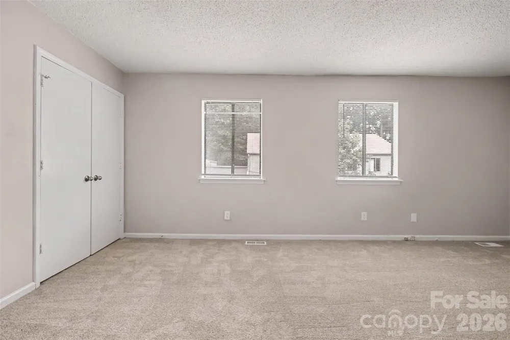 6144 Bent Tree Court Charlotte, NC 28212
