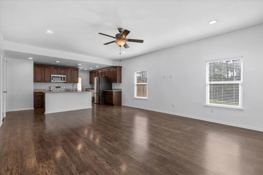 120 Waialua Court Bastrop, TX 78602