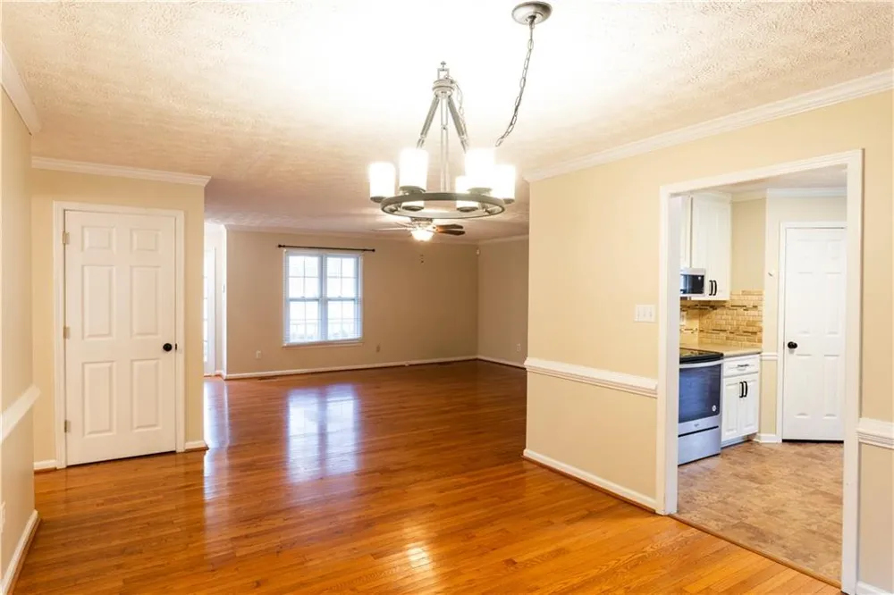 184 Wildflower Drive Social Circle, GA 30025