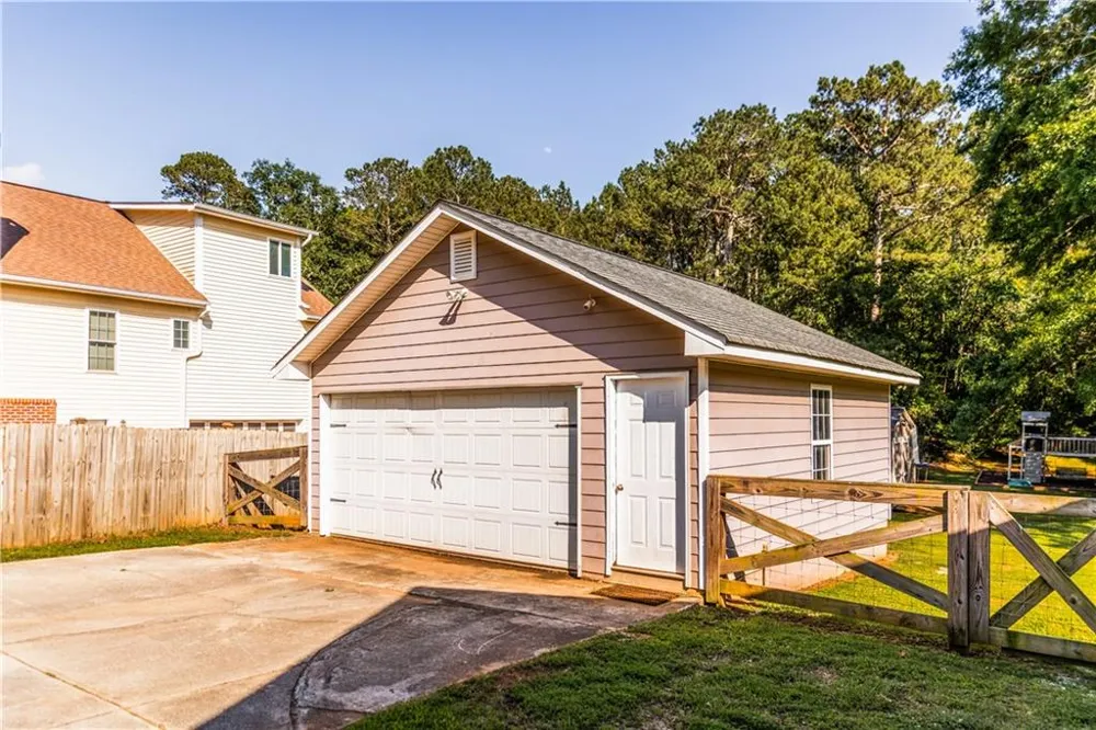 184 Wildflower Drive Social Circle, GA 30025