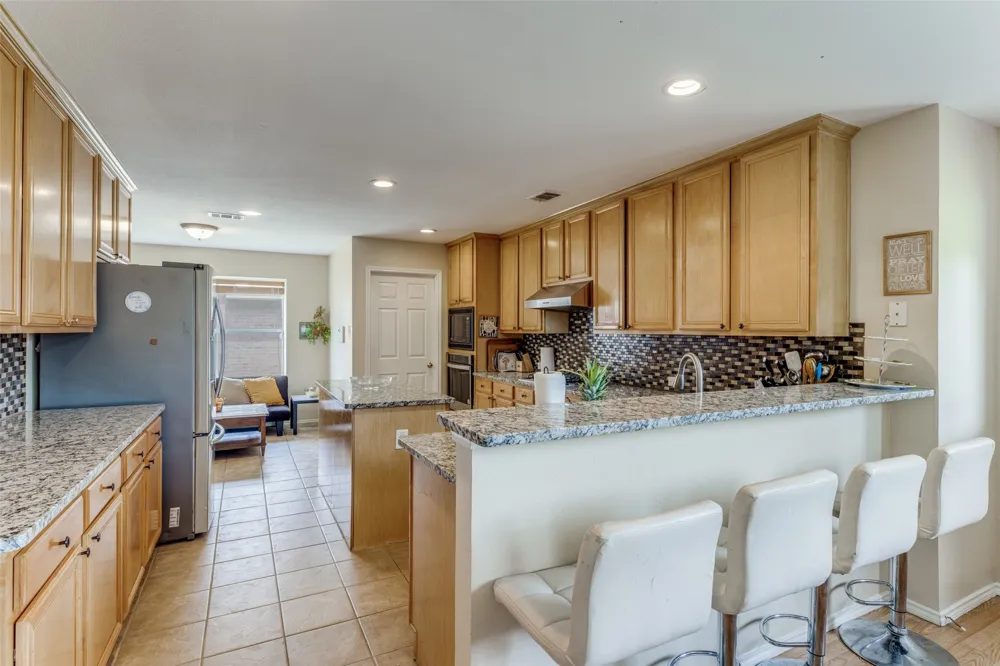 3926 Rolling Oaks Drive Carrollton, TX 75007