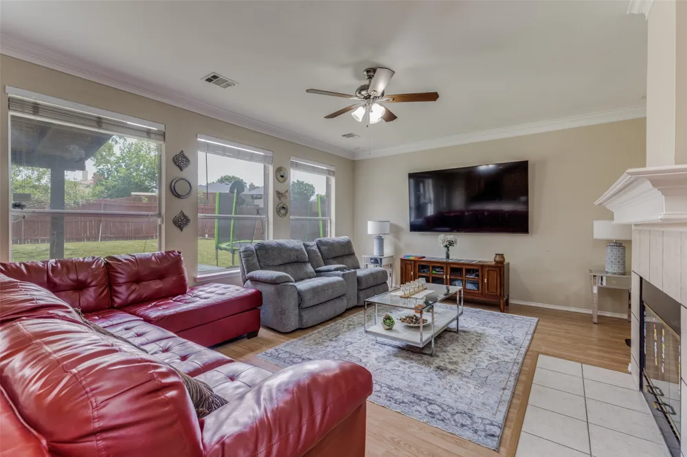3926 Rolling Oaks Drive Carrollton, TX 75007