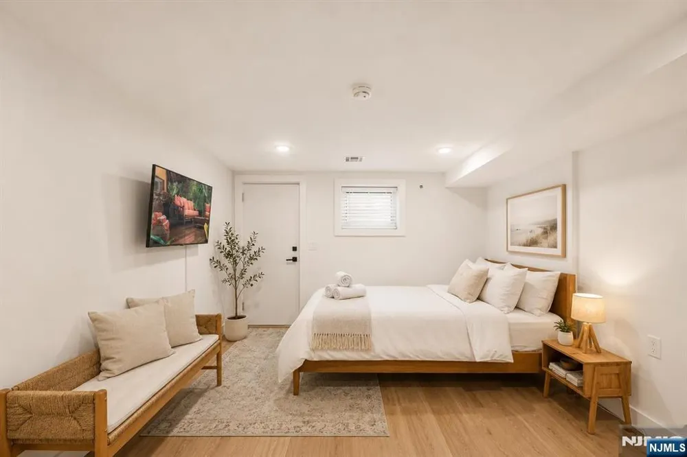 522 Martin Luther King Drive Jersey City, NJ 07304