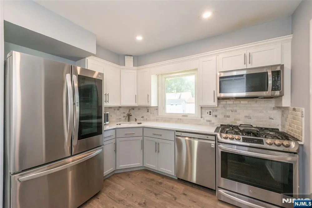 23 Urma Place Bloomfield, NJ 07003