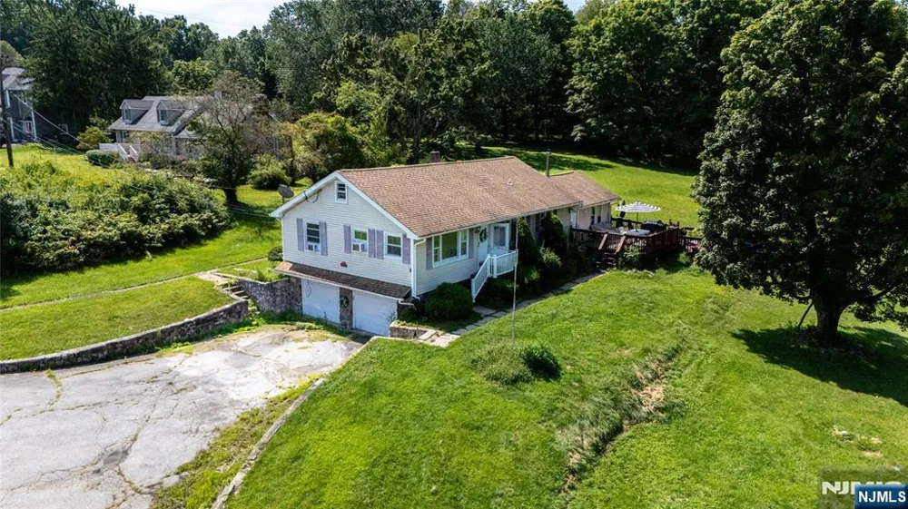 12 James Terrace Fredon, NJ 07860