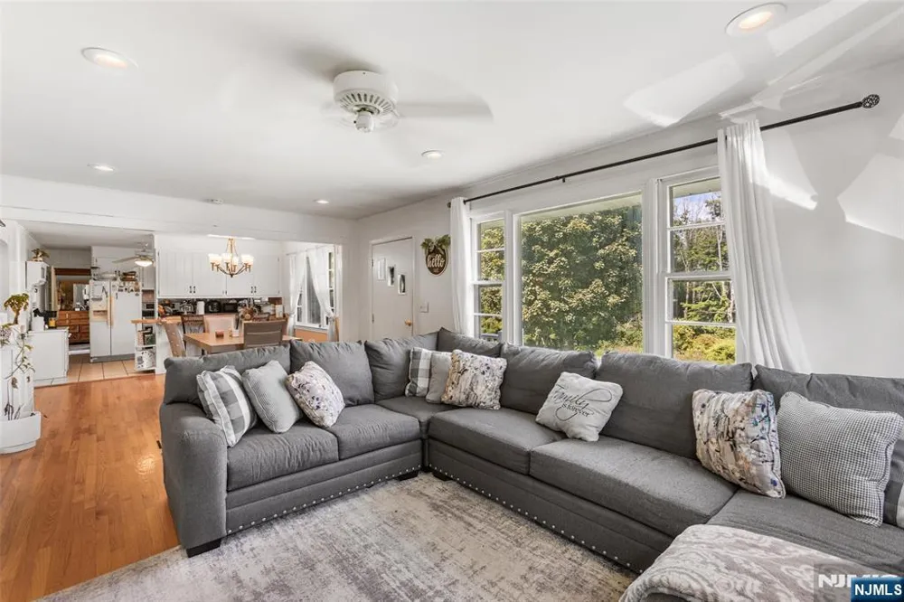 12 James Terrace Fredon, NJ 07860