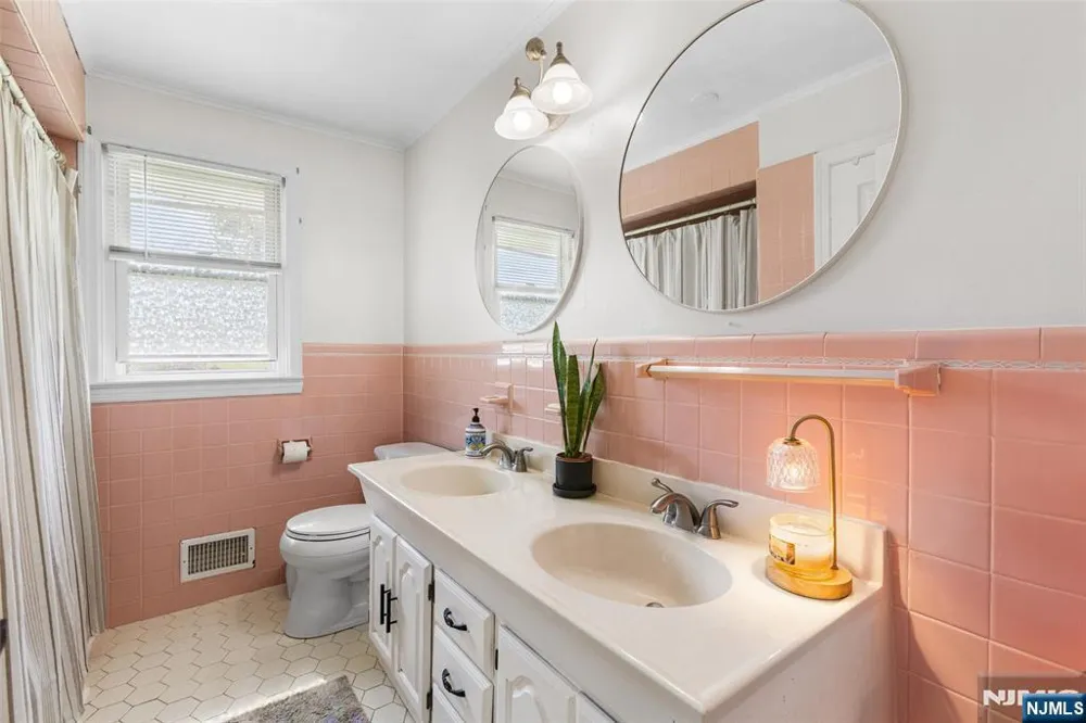 12 James Terrace Fredon, NJ 07860