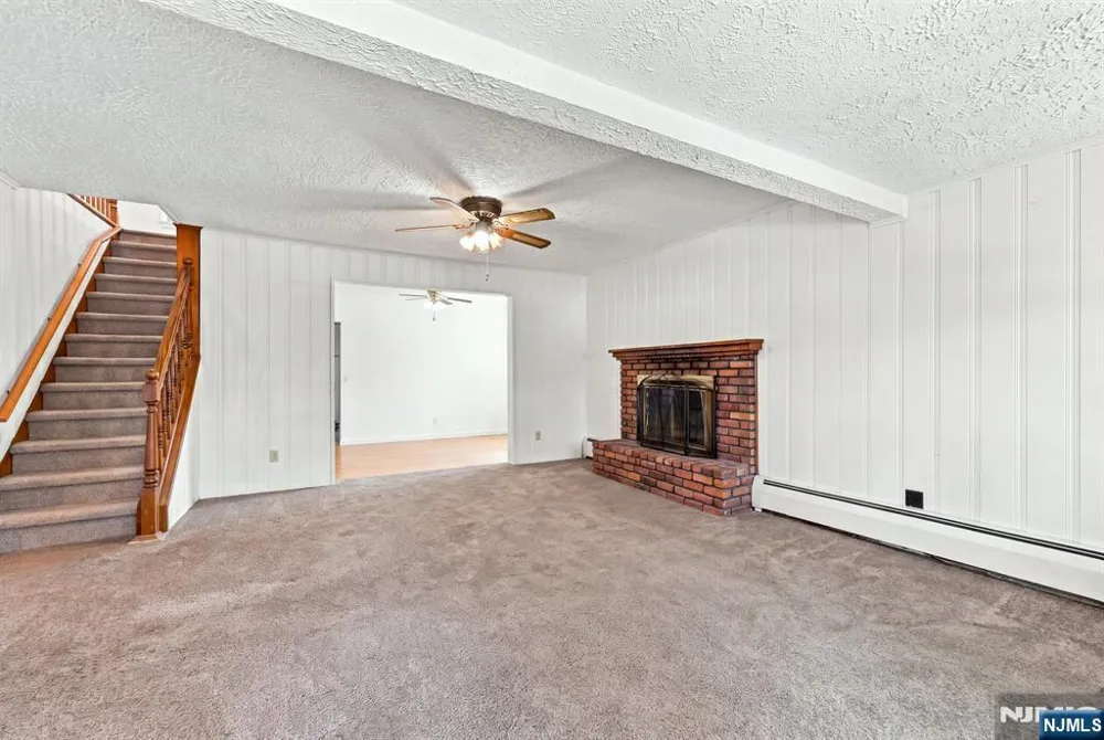 57 Hudson Street Little Falls, NJ 07424