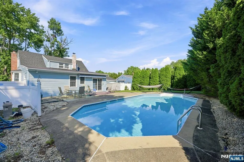 57 Hudson Street Little Falls, NJ 07424