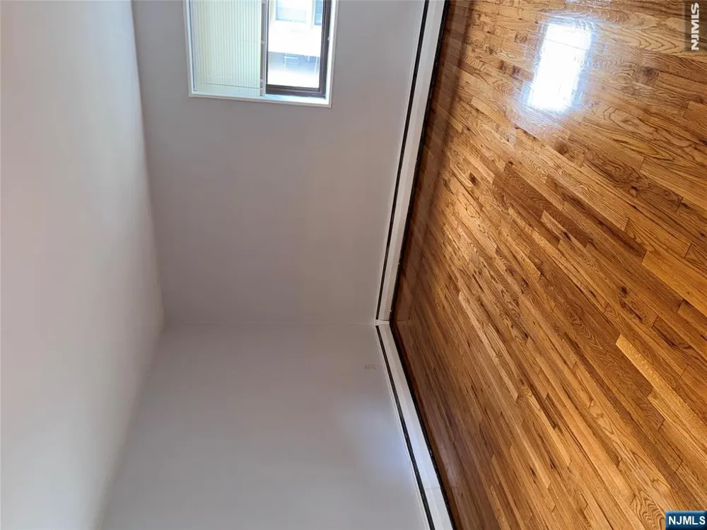 220 Prospect Avenue 3D Hackensack, NJ 07601