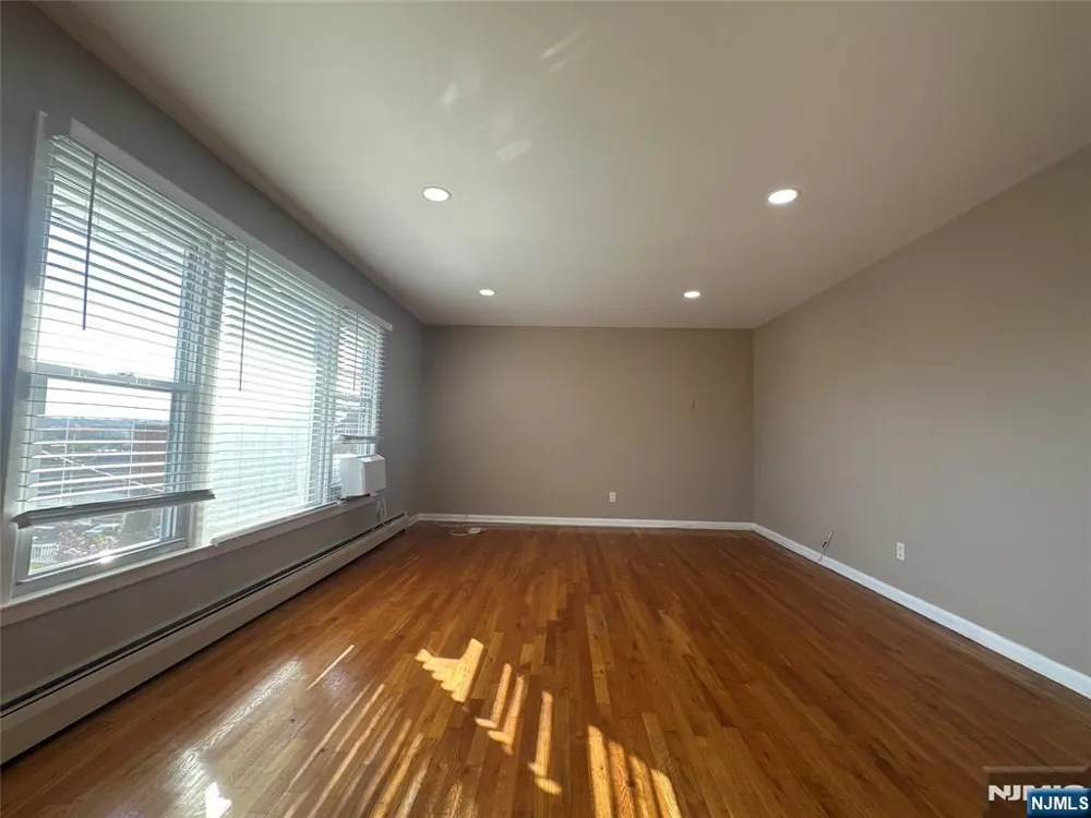 253 Parker Avenue Hackensack, NJ 07601