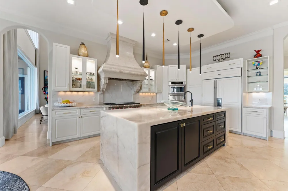 6 Waterford Oaks Lane Kemah, TX 77565