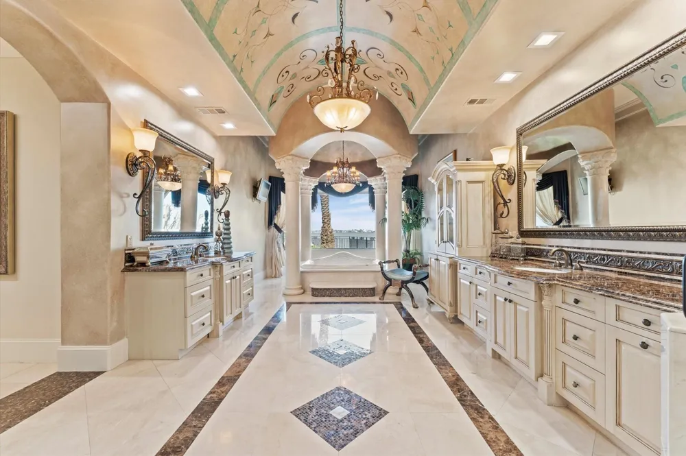 6 Waterford Oaks Lane Kemah, TX 77565